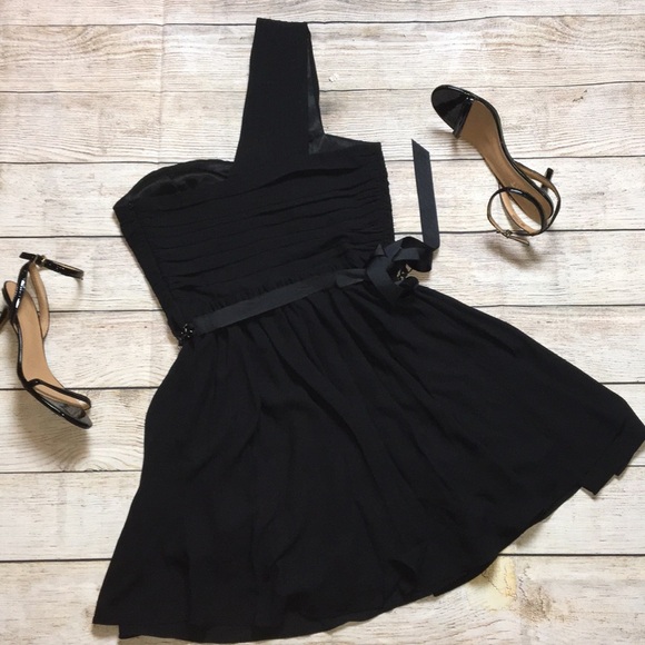 EXPRESS Black One-Shoulder Dress 6 - Picture 5 of 7